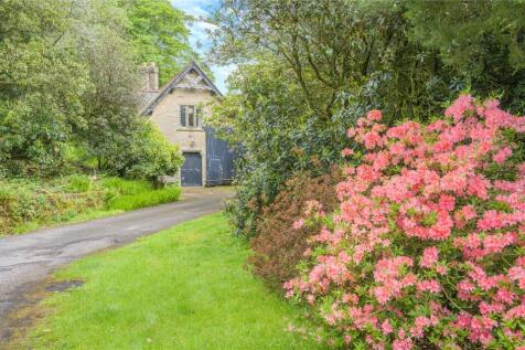 Drive To Coach House