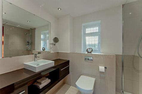 Bed 1 En Suite