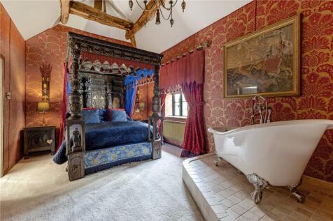 Principal Bedroom