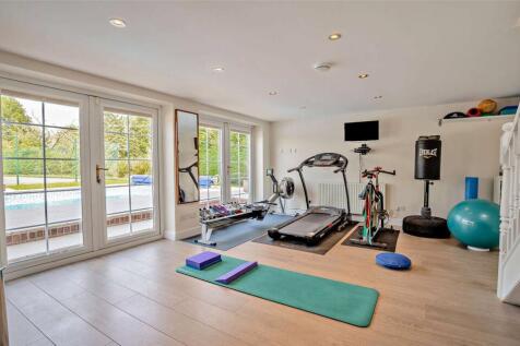 Pool House - Gym