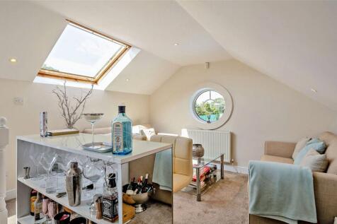 Pool House - Upper