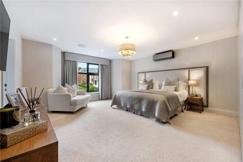 Principal Bedroom
