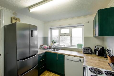 Kitchen b