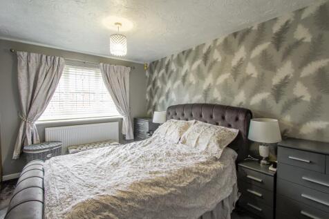 Bedroom 1a