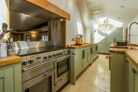 Kitchen b