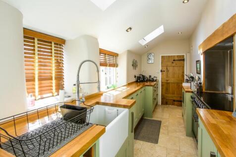 Kitchen c