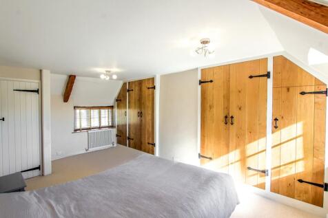 Master Bedroom b
