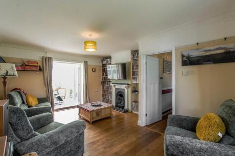 IMG_6751-HDRLiving Room