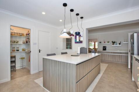 Kitchen c (2)