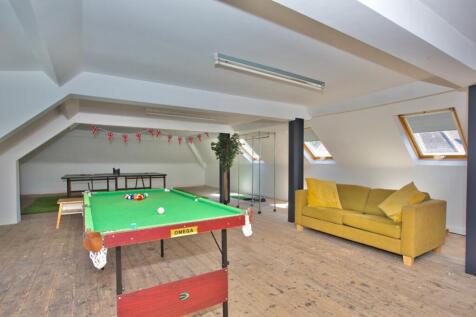 CH games room 2