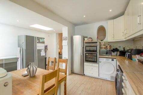 Kitchen d