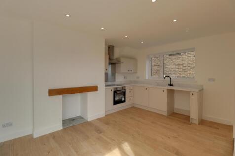 Kitchen Diner 5