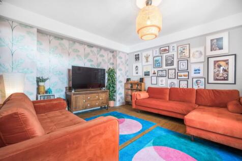 Living Room - Matt Bowyer Ewemove Whitchurch and N