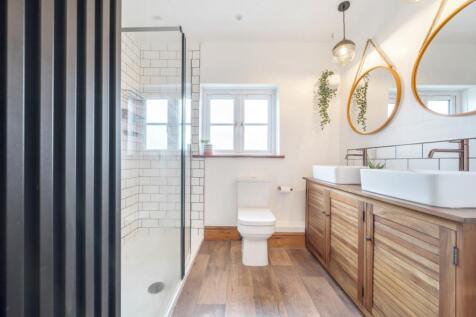 Main Shower Room - Matt Bowyer Ewemove Whitchurch 