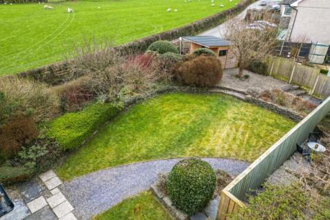 Garden - Matt Bowyer Ewemove Whitchurch and Nantwi
