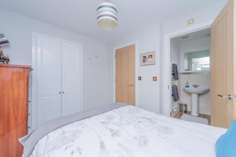 Bedroom 2 - Matt Bowyer Ewemove Whitchurch and Nan