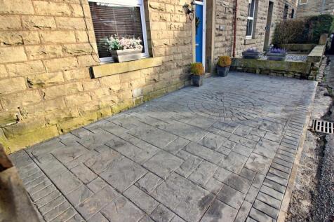 Driveway Frontage