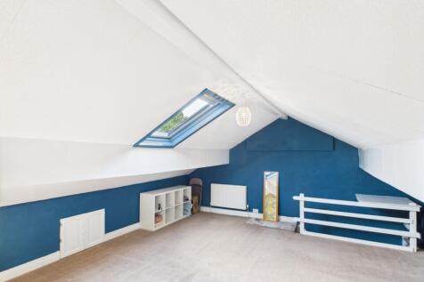 Versatile Loft Room