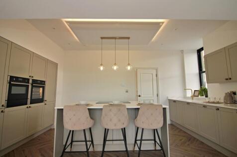 Fitted Kitchen 3