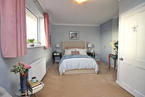 Double Main Bedroom