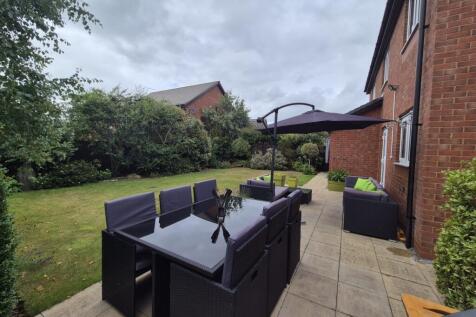 Garden. EmilydimelowEwemoveWhitchurchandNantwich