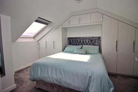 Main Bedroom with Ensuite