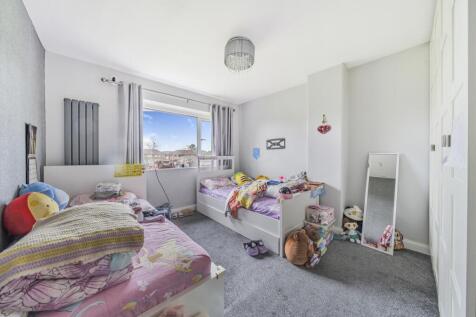 Bedroom Ewemove sale Samantha Corbett