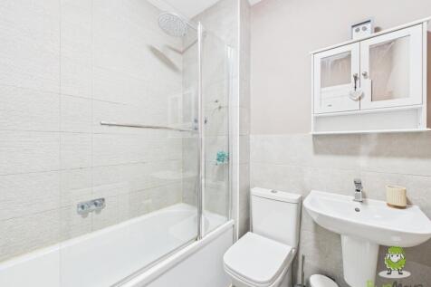 Bathroom Charlotte Thomasson Ewemove Whitchurch an