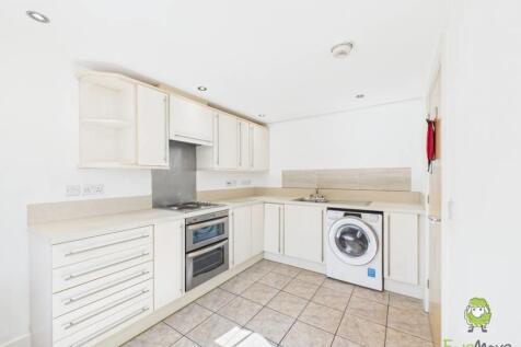 Kitchen - Emily Dimelow Ewemove Whitchurch and Nan