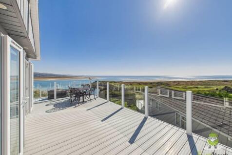 Front Decking - - Park Home Emily Dimelow Ewemove 