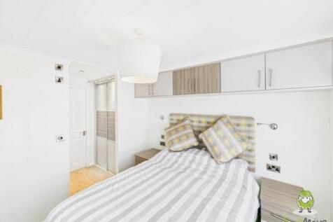 Master Bedroom - Park Home Emily Dimelow Ewemove W