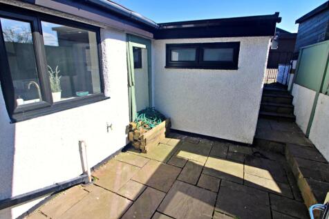 Enclosed Rear Courtyard