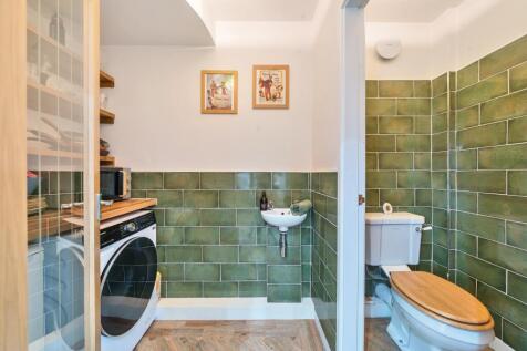 EweMove Sale 3 Rutland Lane 