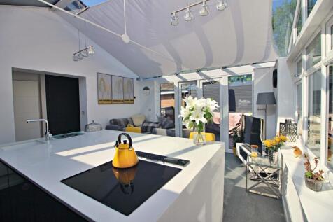 Breakfast Kitchen 4