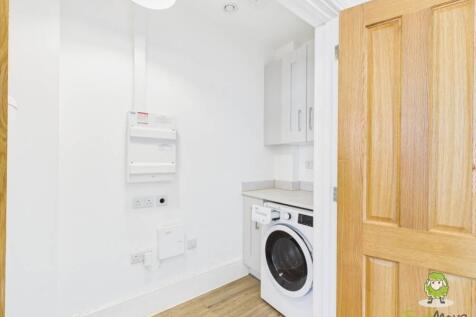 Utility Emily Dimelow Ewemove Whitchurch and Nantw