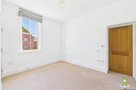 Bedroom Emily Dimelow Ewemove Whitchurch and Nantw