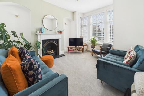 Front Lounge