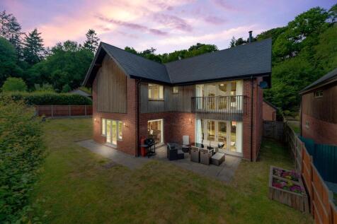 Hemlock-House-backdusk (1)