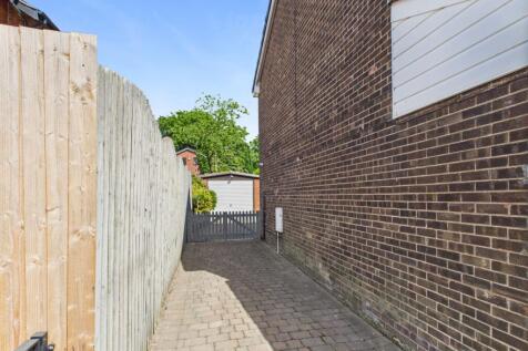 Side Driveway
