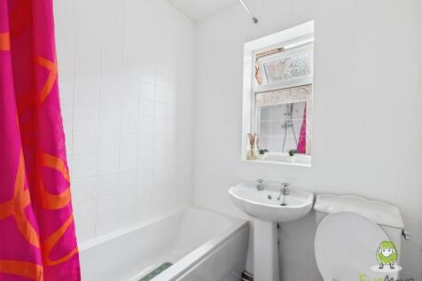 Bathroom -  Ewemove Whitchurch and Nantwich Charlo
