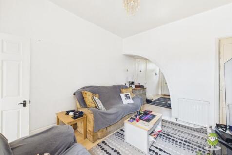 Living Room - Charlotte Thomasson Ewemove Whitchur