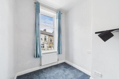 Single Bedroom 3