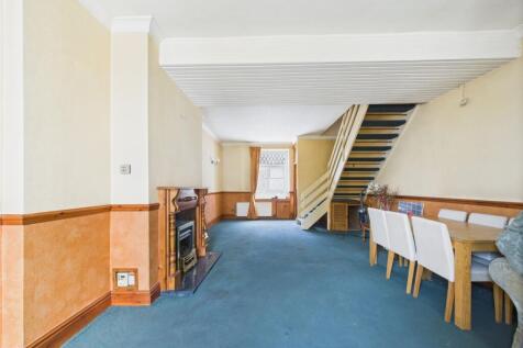 Dining to Living Room