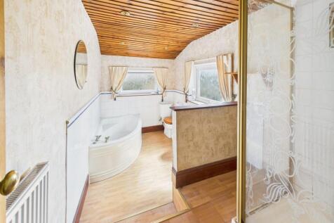 Five Piece Bathroom