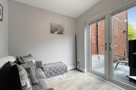 GardenRoom.