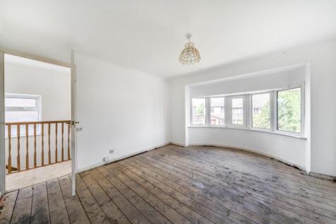 Master Bedroom 2 - 26 Whalley Close - EweMove Sale