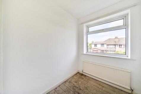 Bedroom 3 - 26 Whalley Close - EweMove Sale