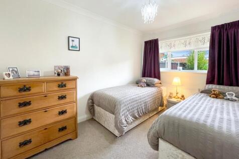 Bedroom2