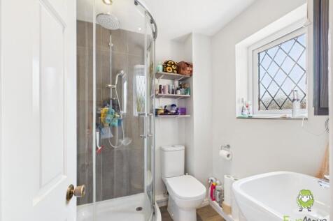 Bedroom 1 ensuite - Charlotte Thomasson Ewemove Wh