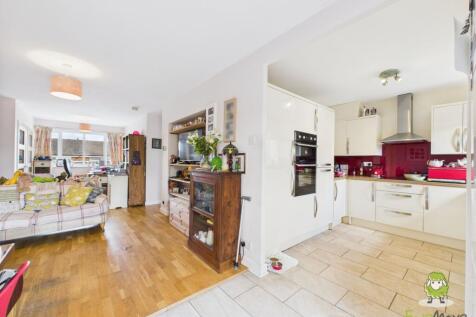 Living room and kitchen  - Charlotte Thomasson Ewe